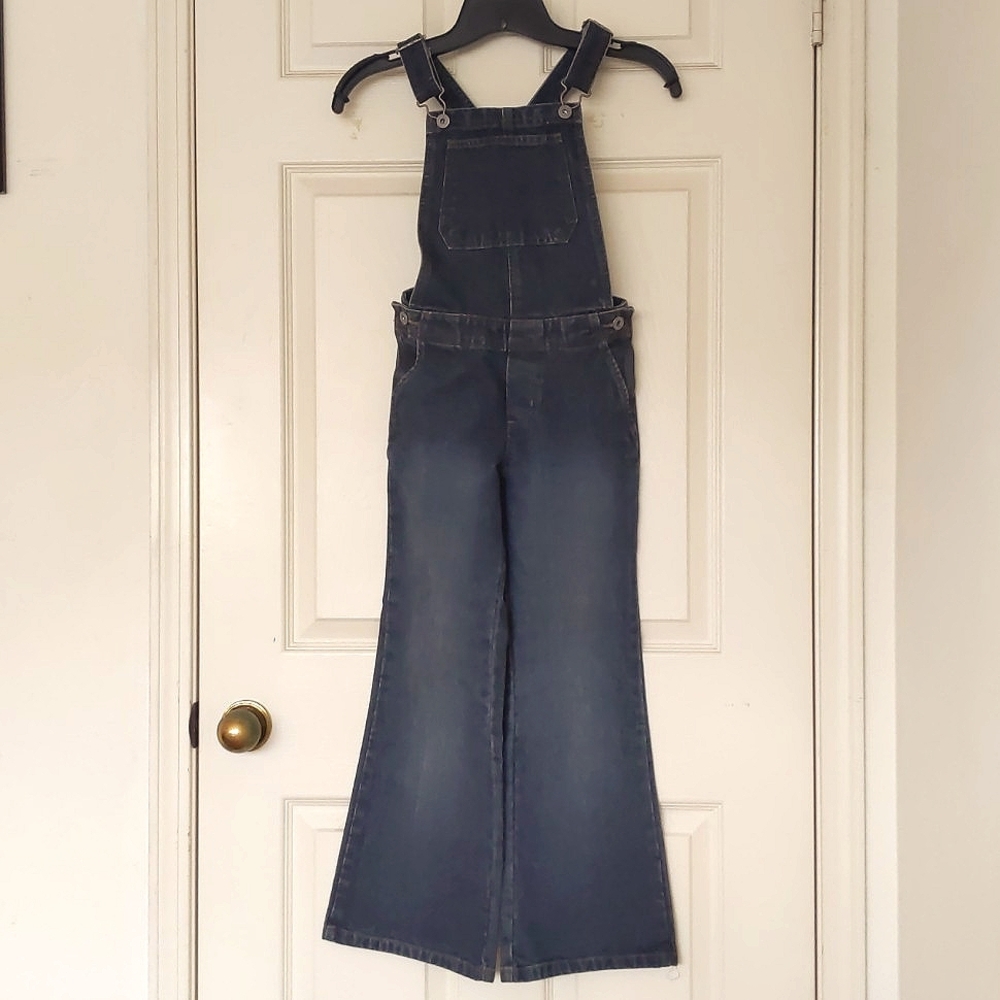 NWOT. Old Navy Blue Jeans girl's 100% cotton overalls.